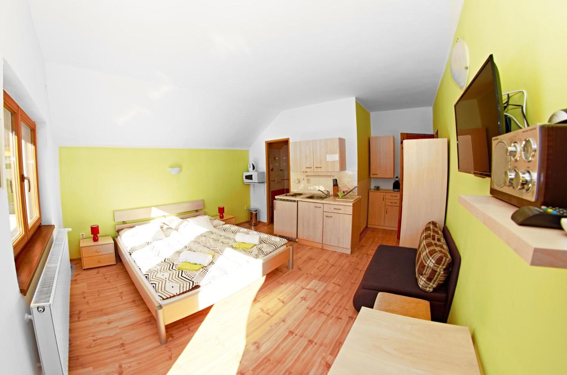 Vila Rhea Važec Exteriör bild